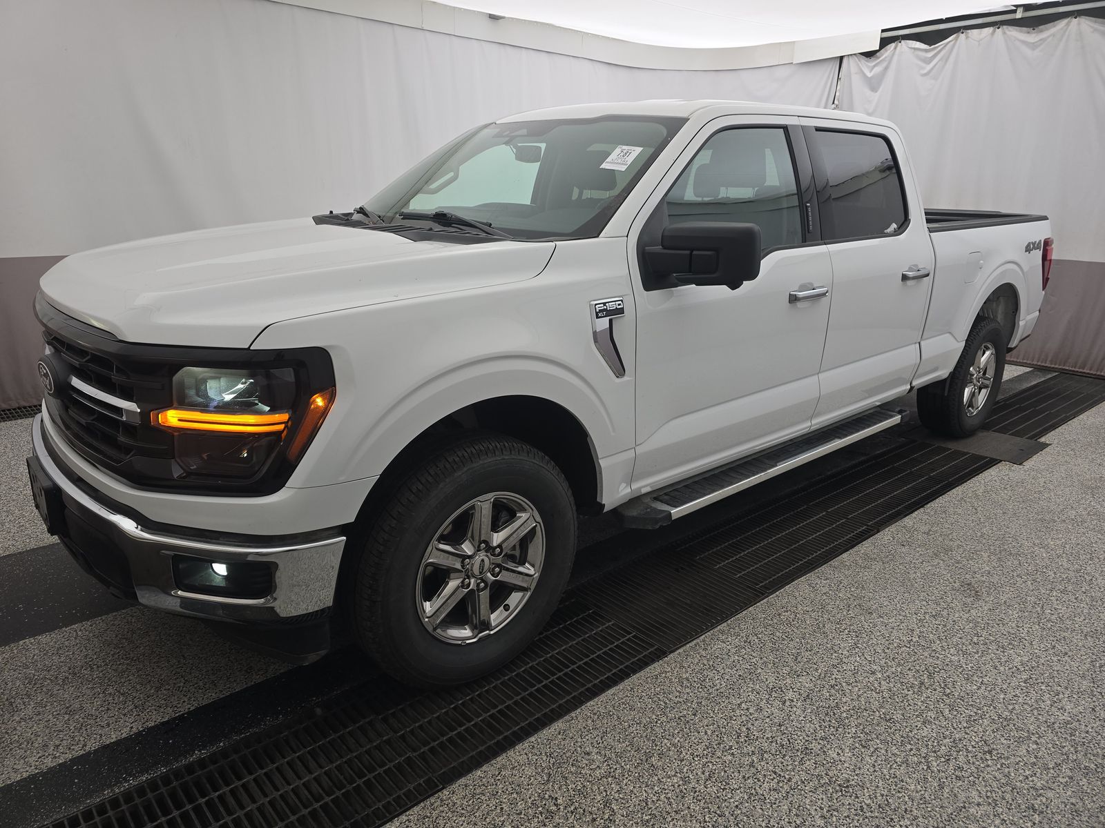 2024 Ford F-150 XLT AWD