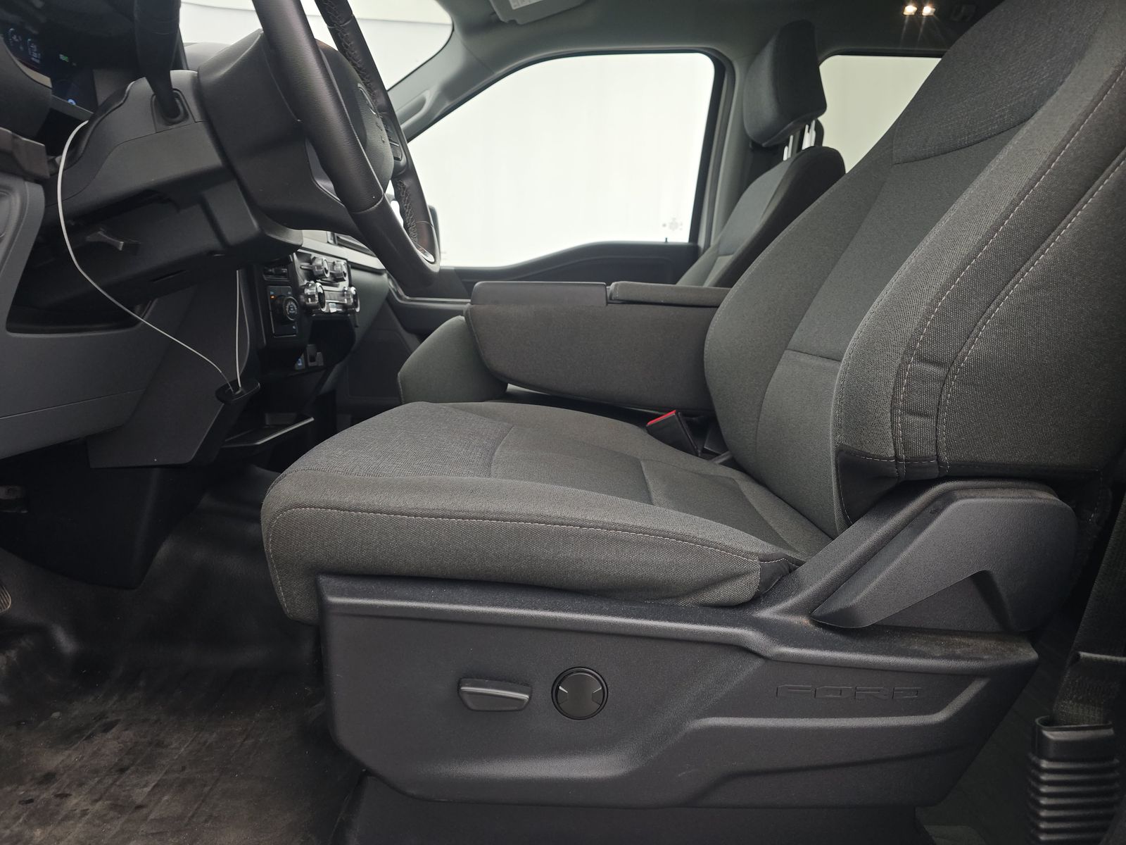 2024 Ford F-150 XLT AWD