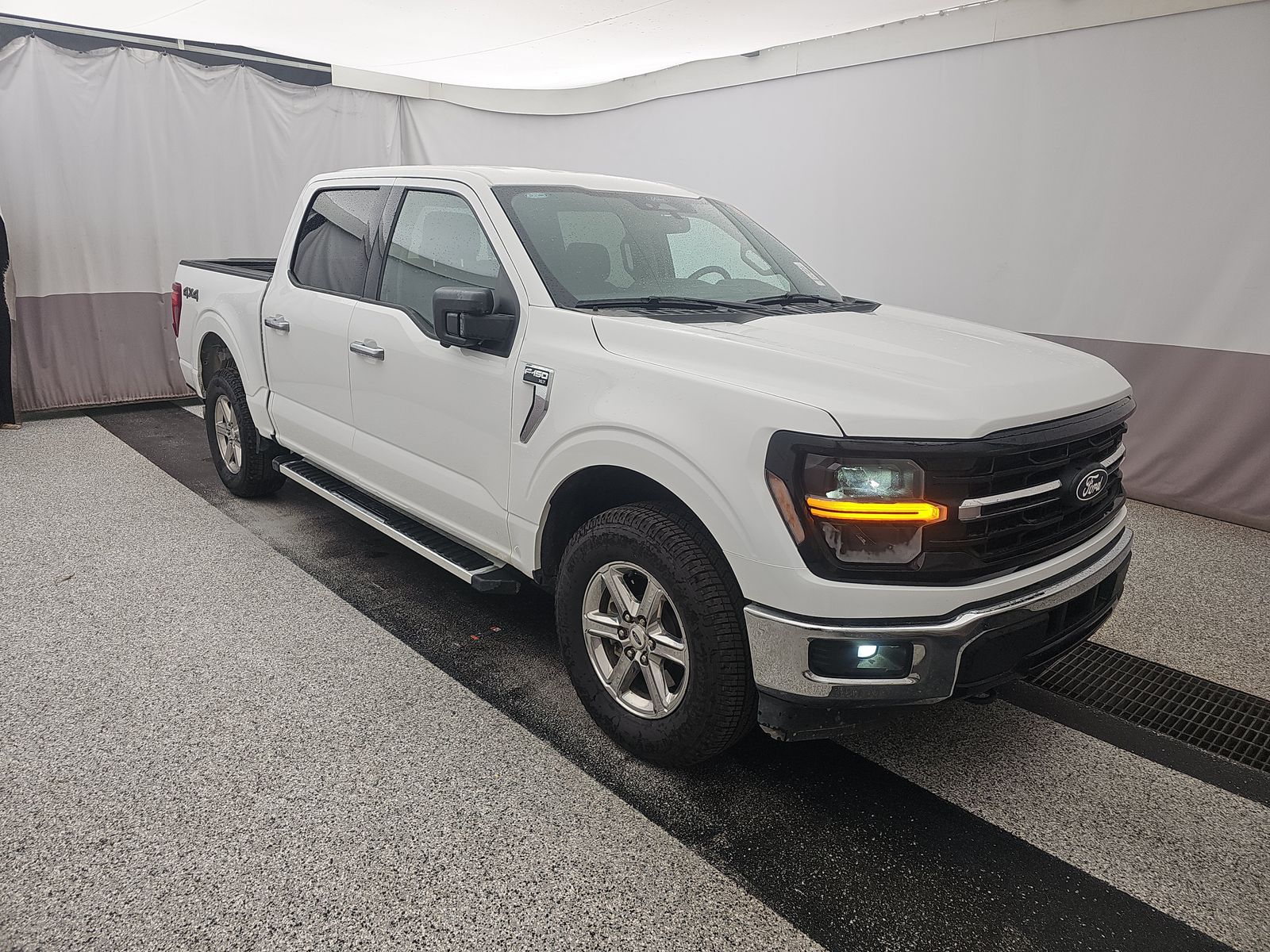 2024 Ford F-150 XLT AWD
