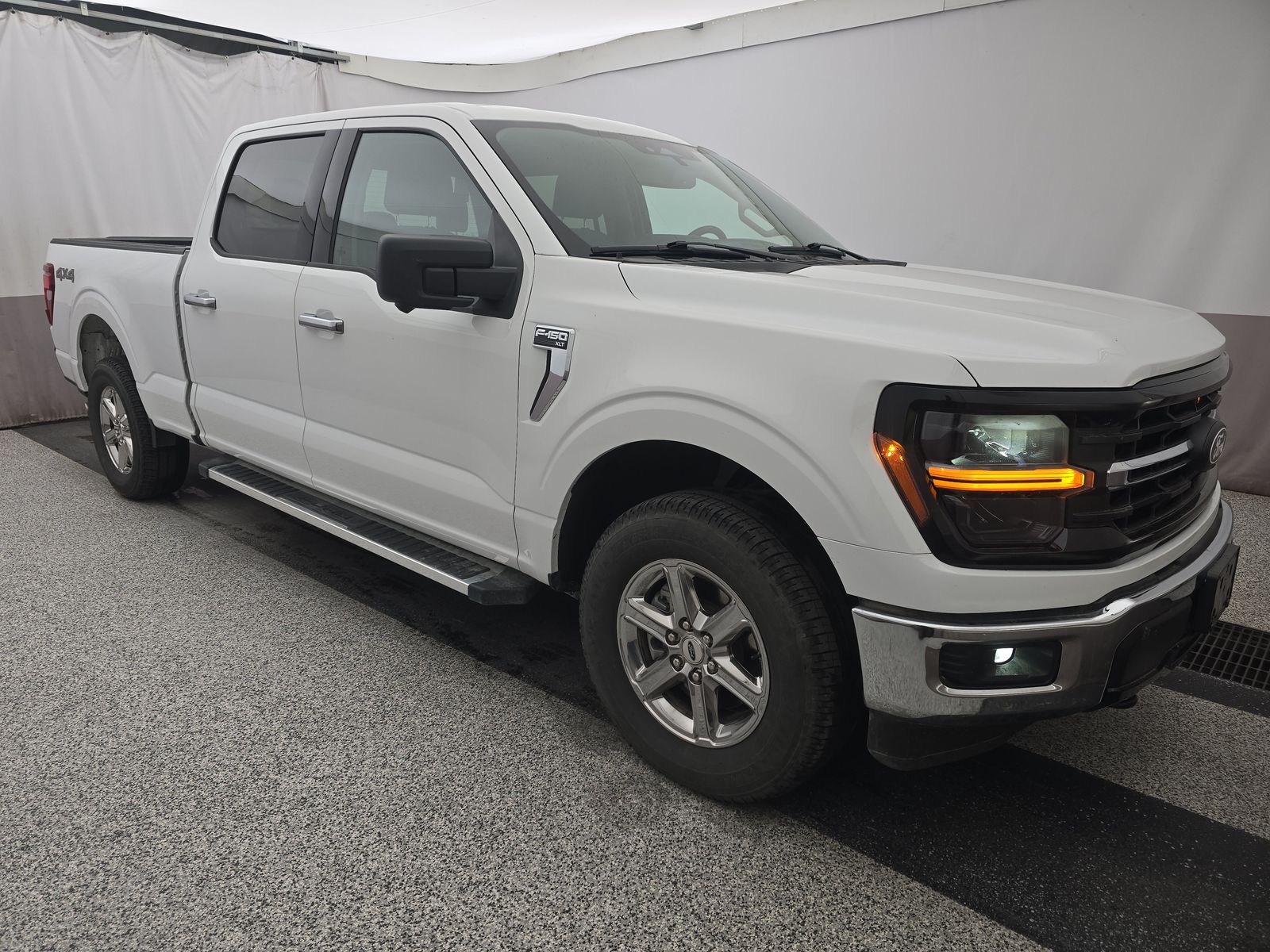 2024 Ford F-150 XLT AWD
