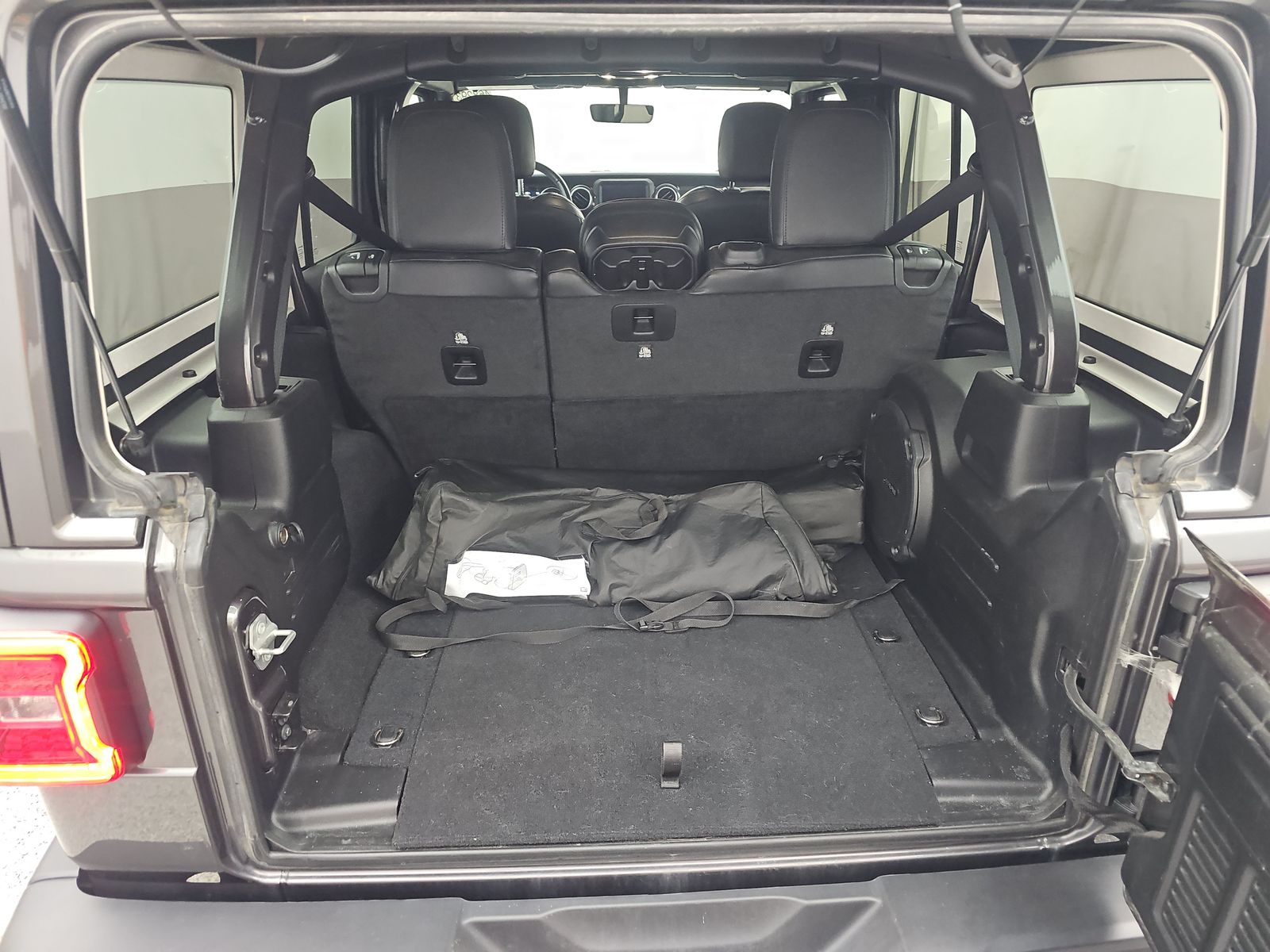 2022 Jeep Wrangler Unlimited Sahara Altitude Edition AWD