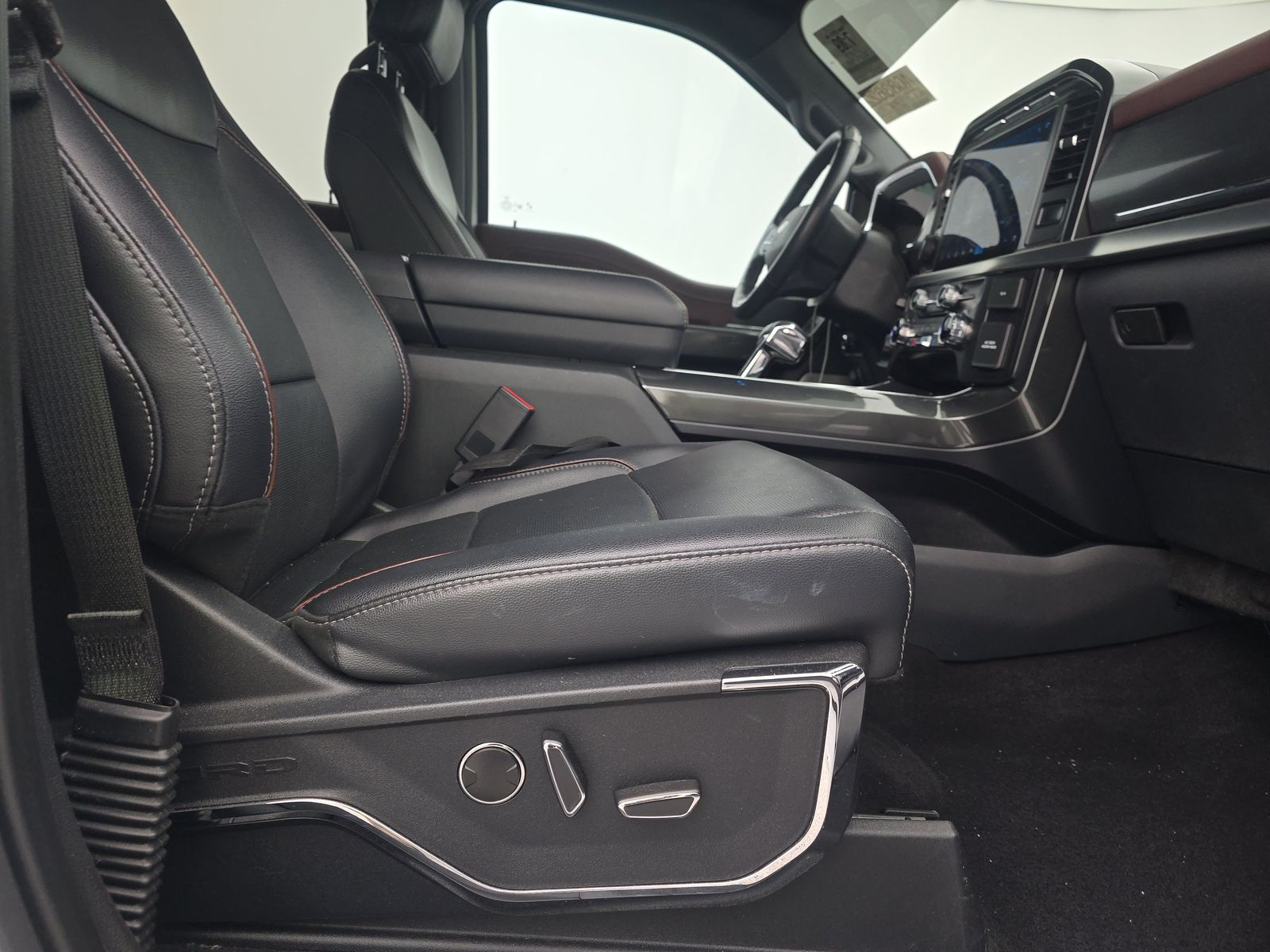 2023 Ford F-150 Lariat AWD