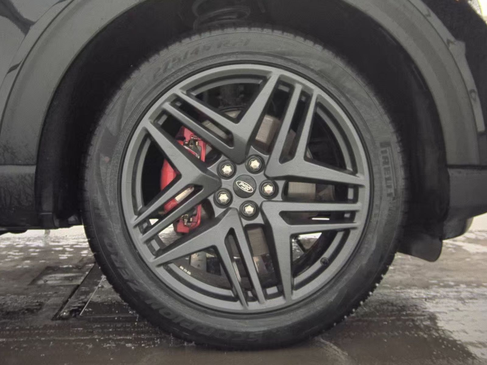 2025 Ford Explorer ST-Line AWD