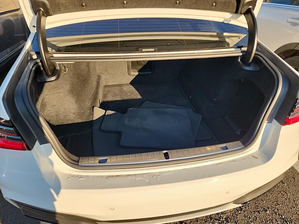 2022 BMW 7 Series 750i xDrive AWD