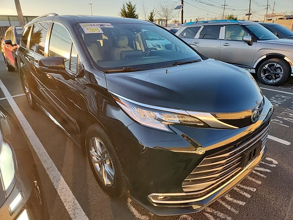 2024 Toyota Sienna Limited AWD