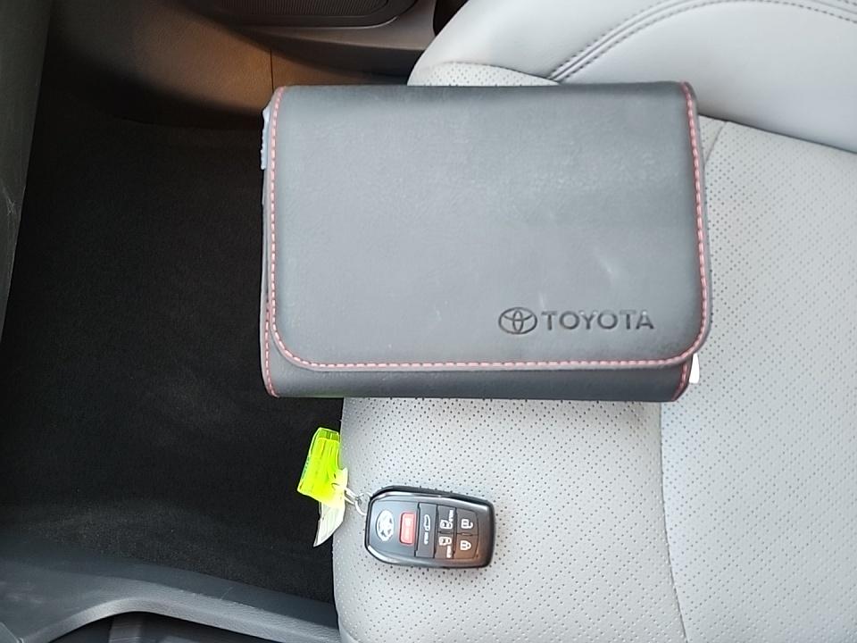 2024 Toyota Sienna Limited AWD