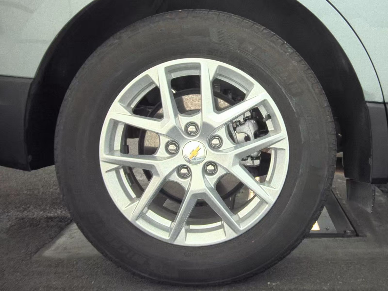 2024 Chevrolet Equinox LT FWD