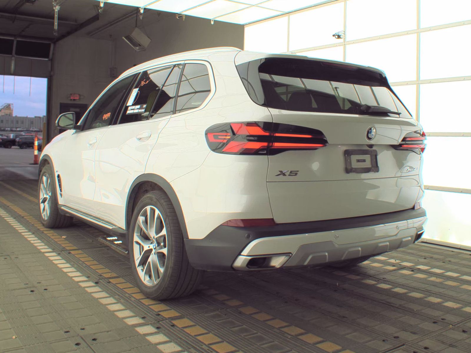 2025 BMW X5 xDrive40i AWD