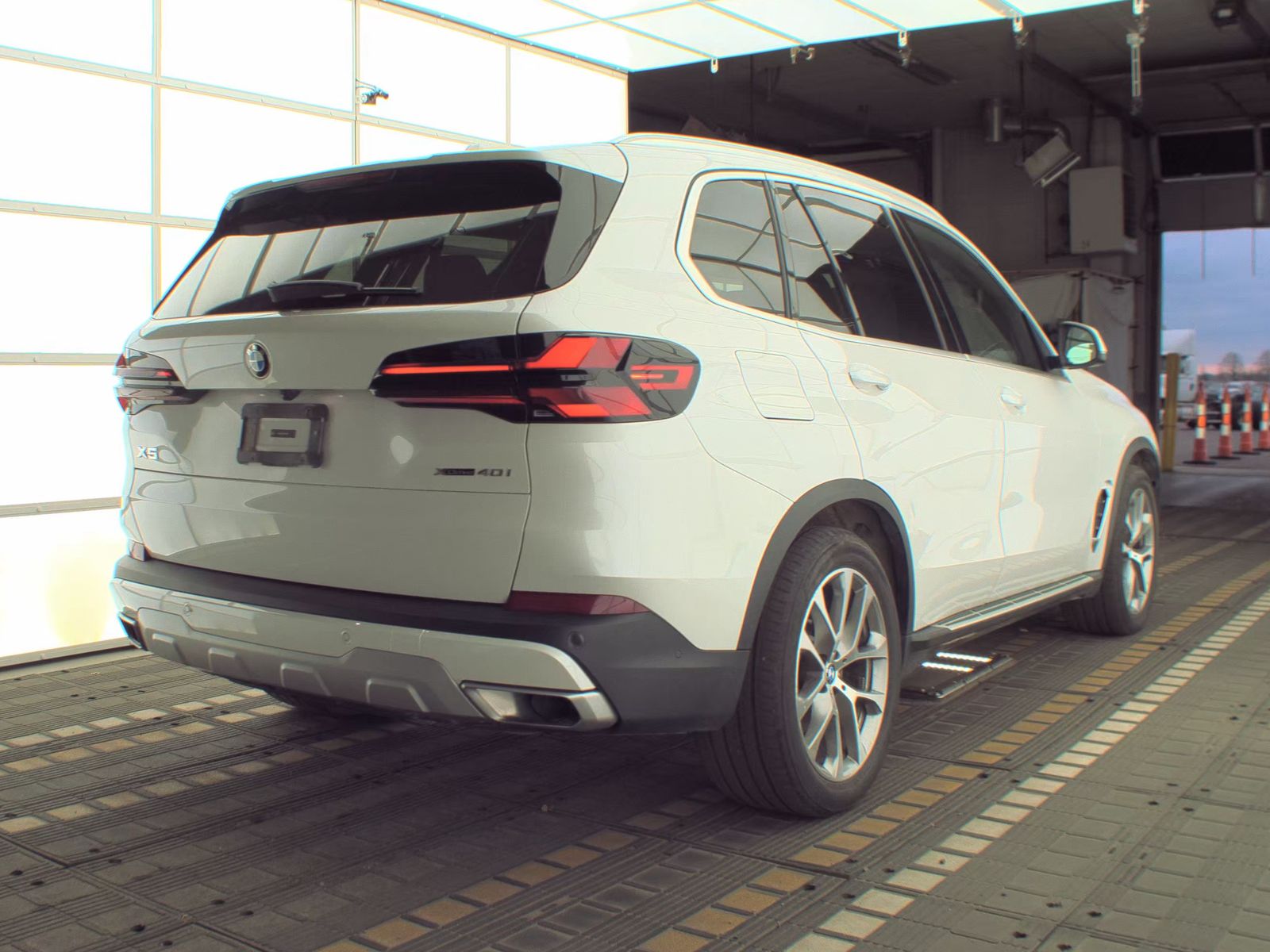 2025 BMW X5 xDrive40i AWD