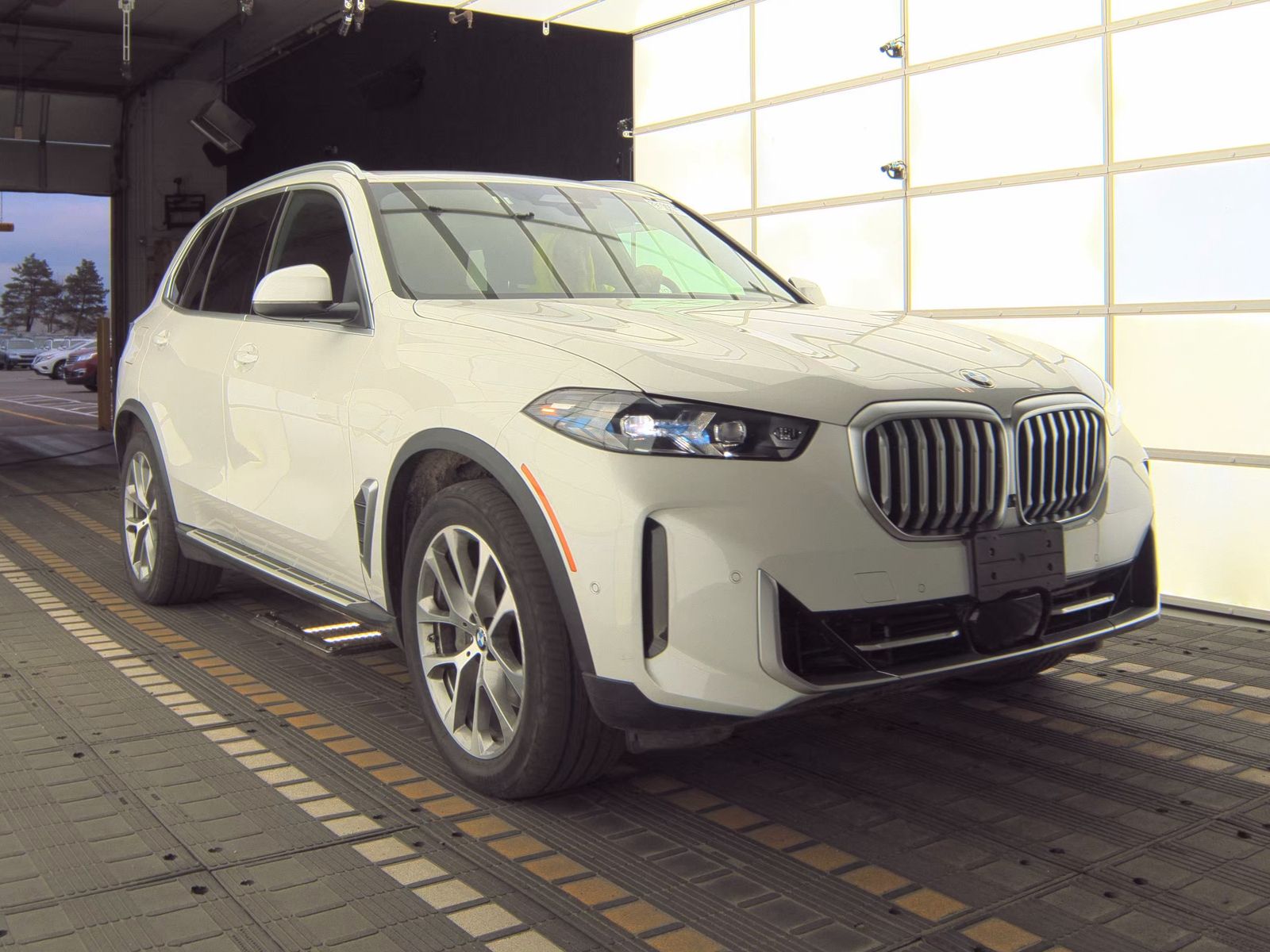 2025 BMW X5 xDrive40i AWD