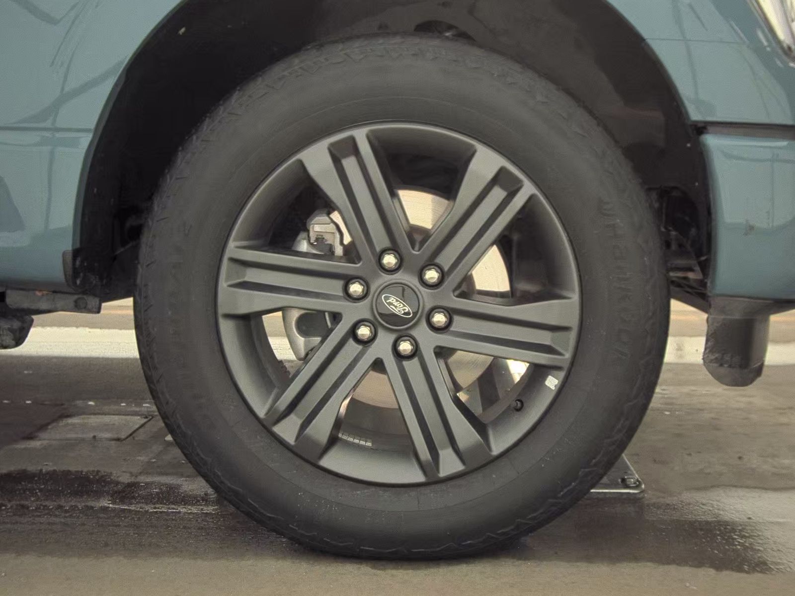 2023 Ford F-150 XLT AWD