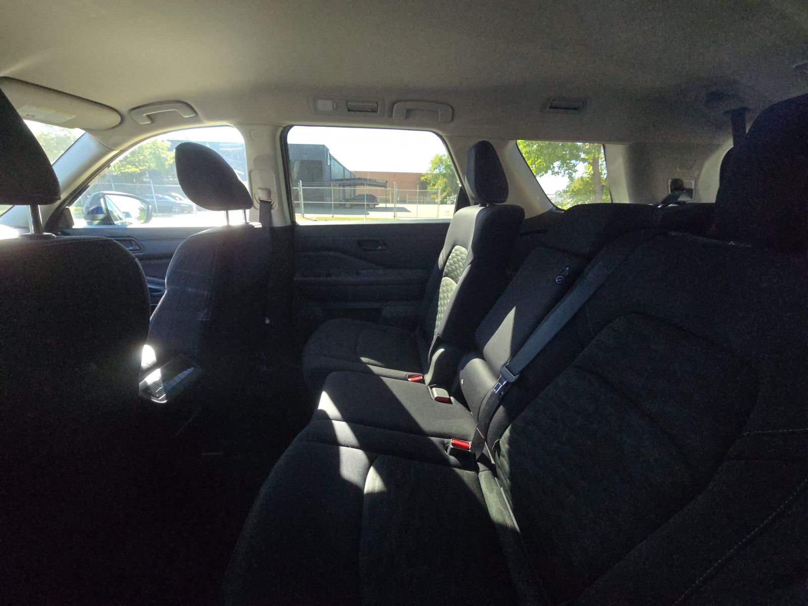 2024 Nissan Pathfinder SV FWD