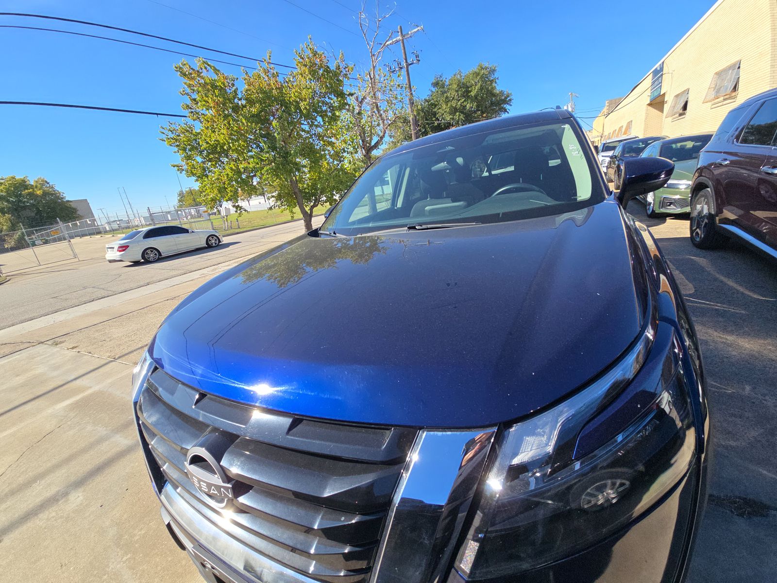 2024 Nissan Pathfinder SV FWD