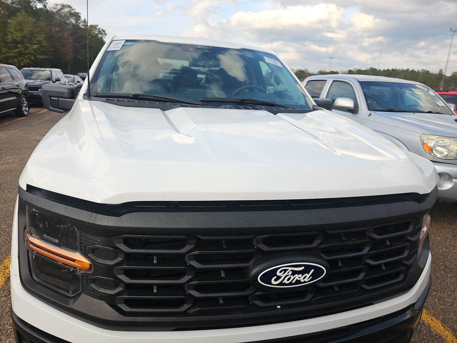 2024 Ford F-150 XL AWD
