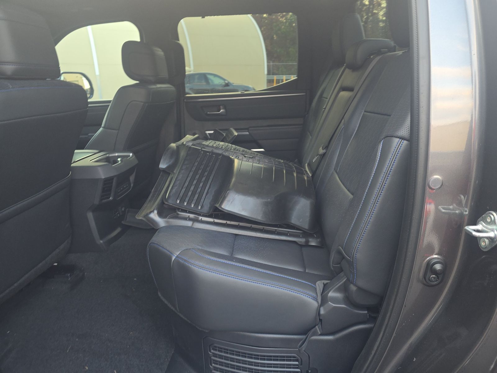 2023 Toyota Tundra Hybrid Platinum AWD