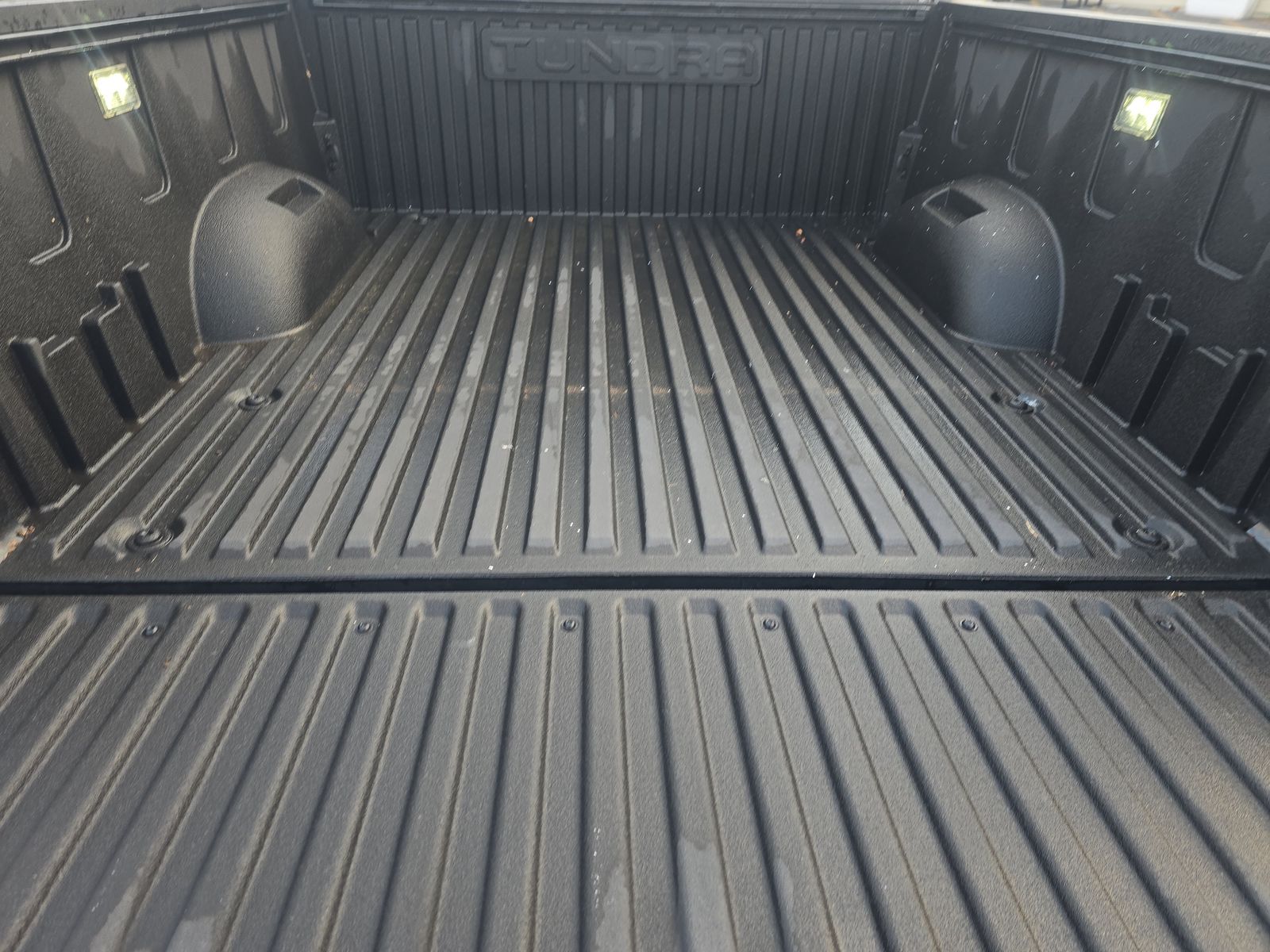 2023 Toyota Tundra Hybrid Platinum AWD