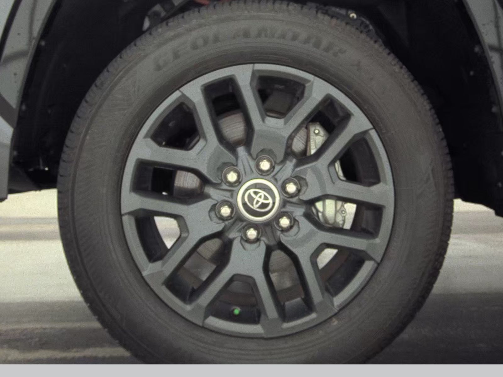 2023 Toyota Tundra Hybrid Platinum AWD