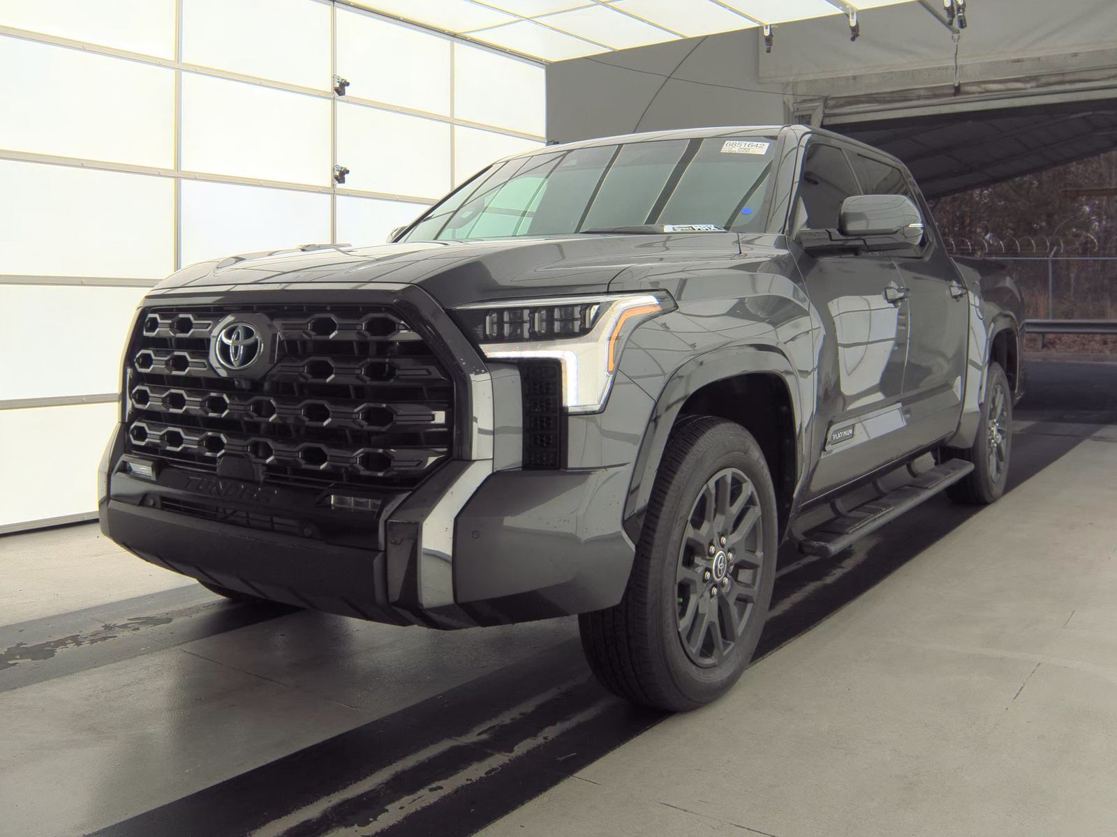 2023 Toyota Tundra Hybrid Platinum AWD