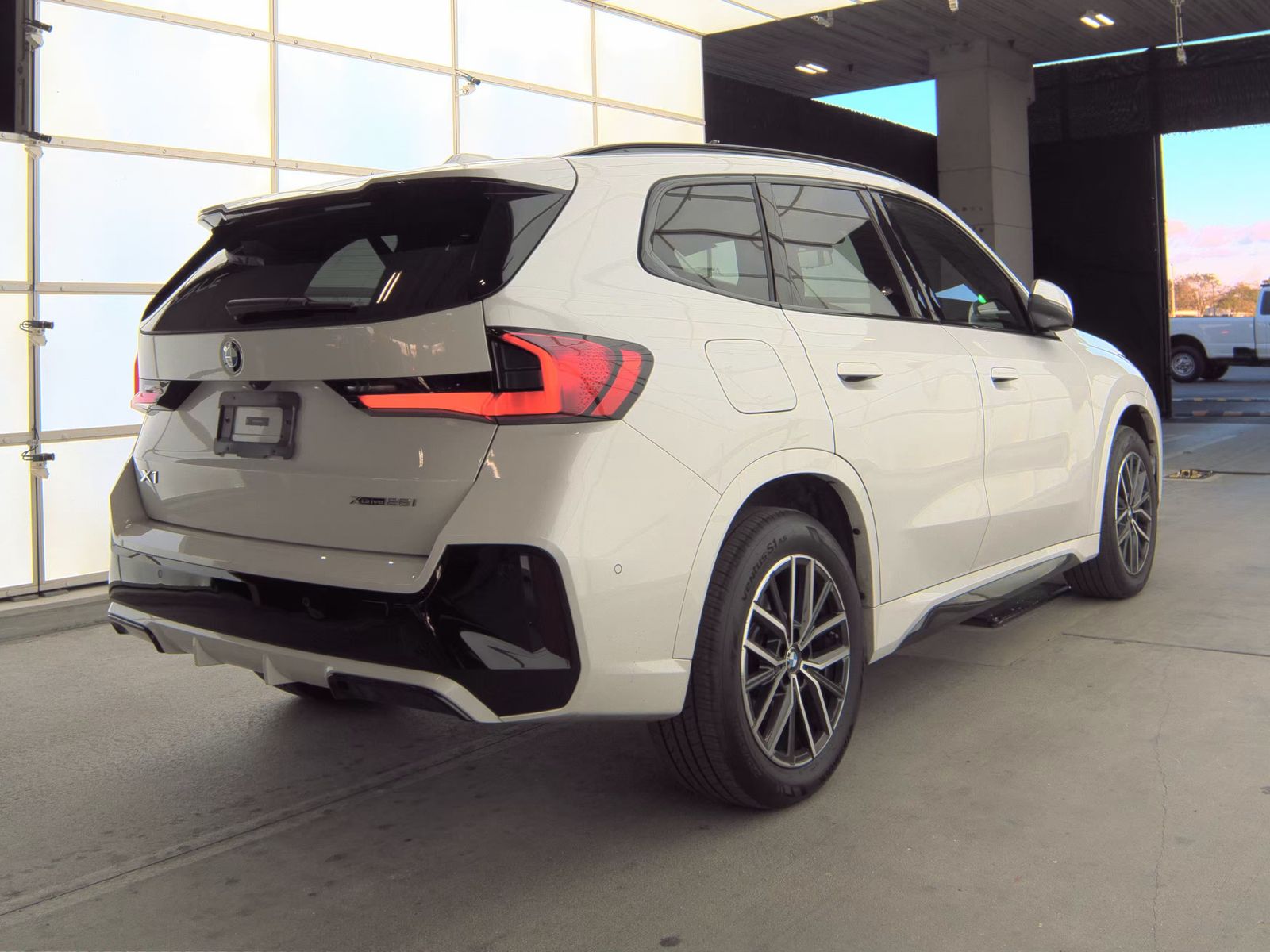 2025 BMW X1 xDrive28i AWD