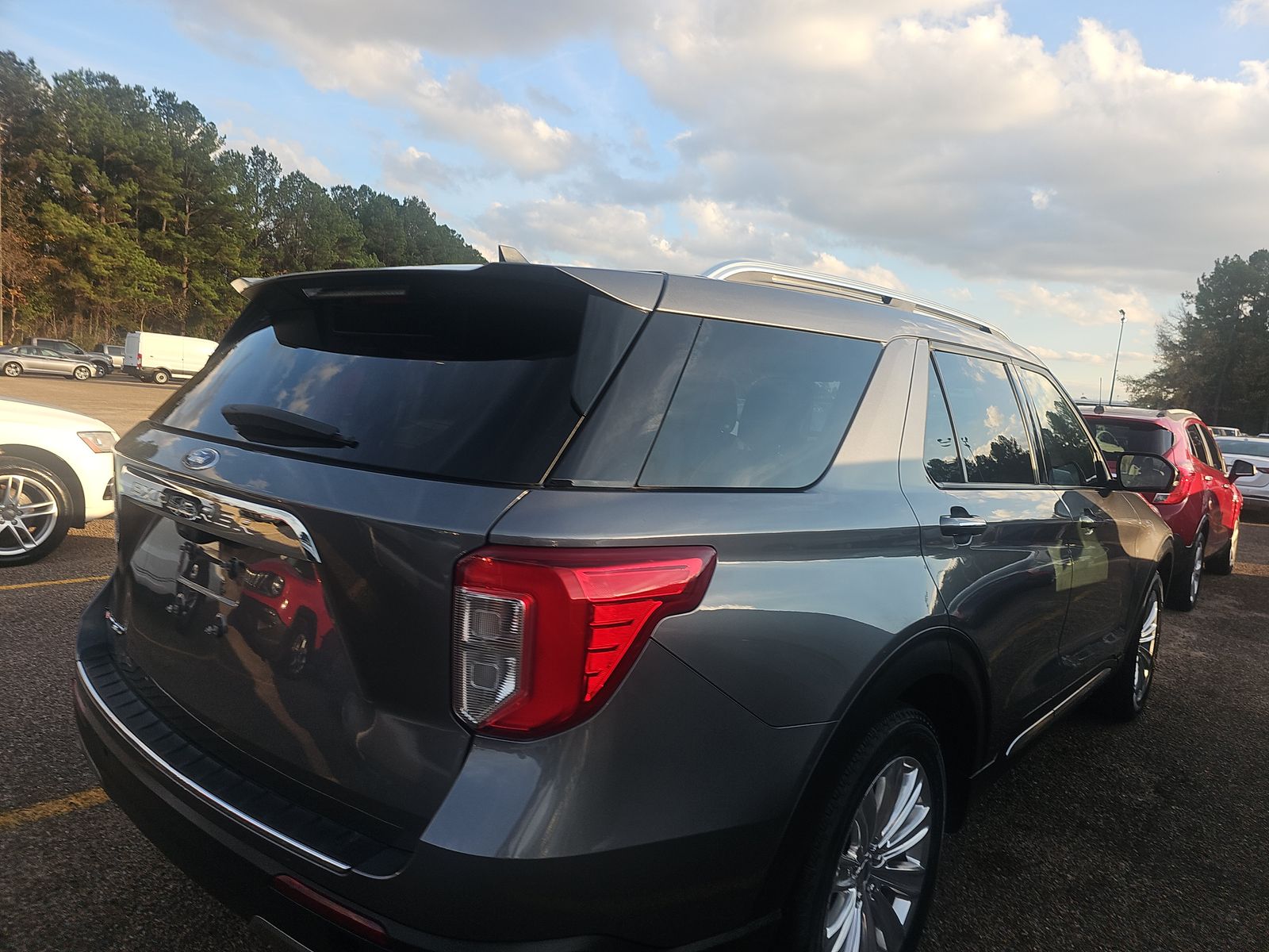 2024 Ford Explorer Limited RWD