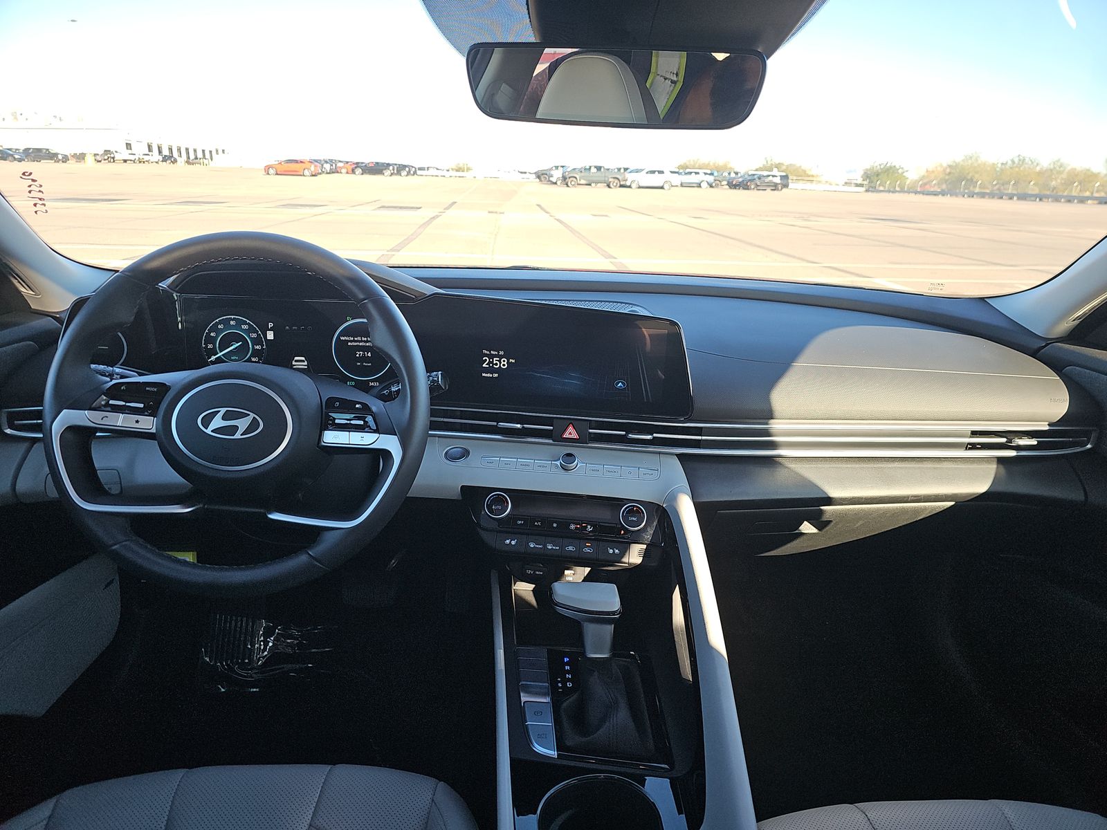 2025 Hyundai Elantra Hybrid Limited FWD