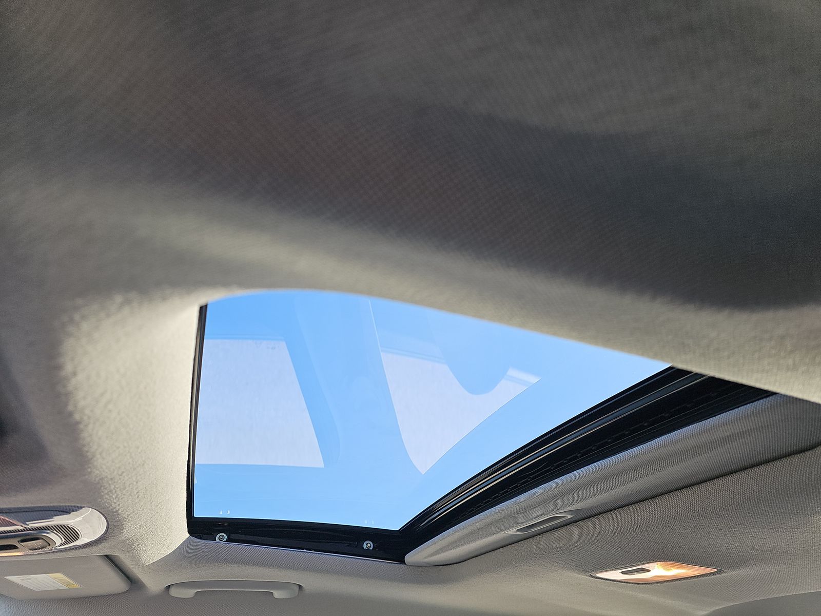 2025 Hyundai Elantra Hybrid Limited FWD