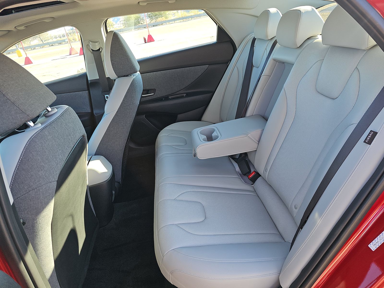 2025 Hyundai Elantra Hybrid Limited FWD