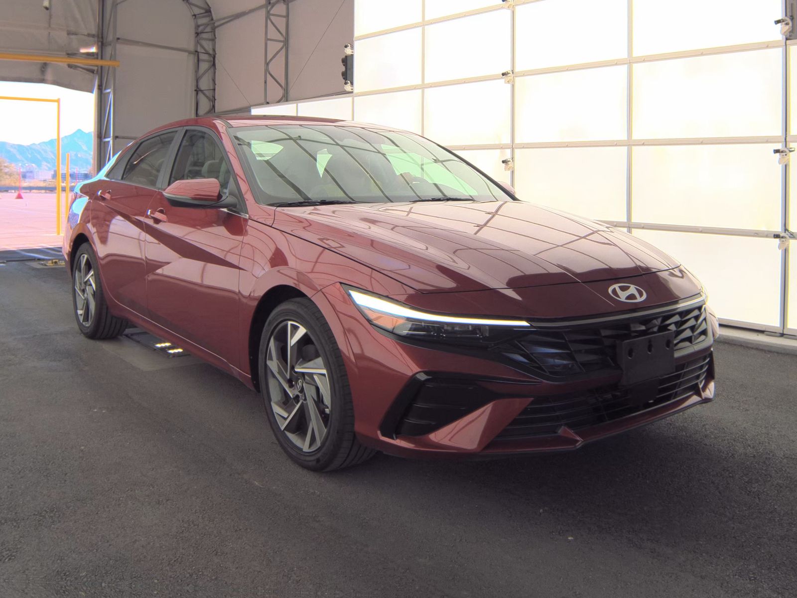 2025 Hyundai Elantra Hybrid Limited FWD