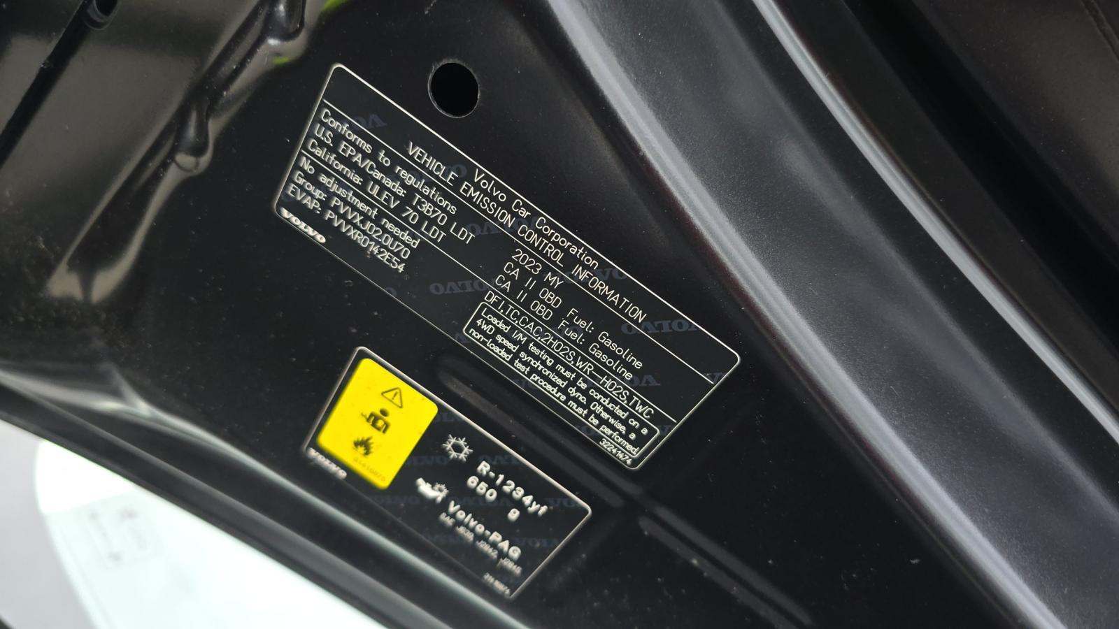 2023 Volvo XC60 B5 Plus AWD