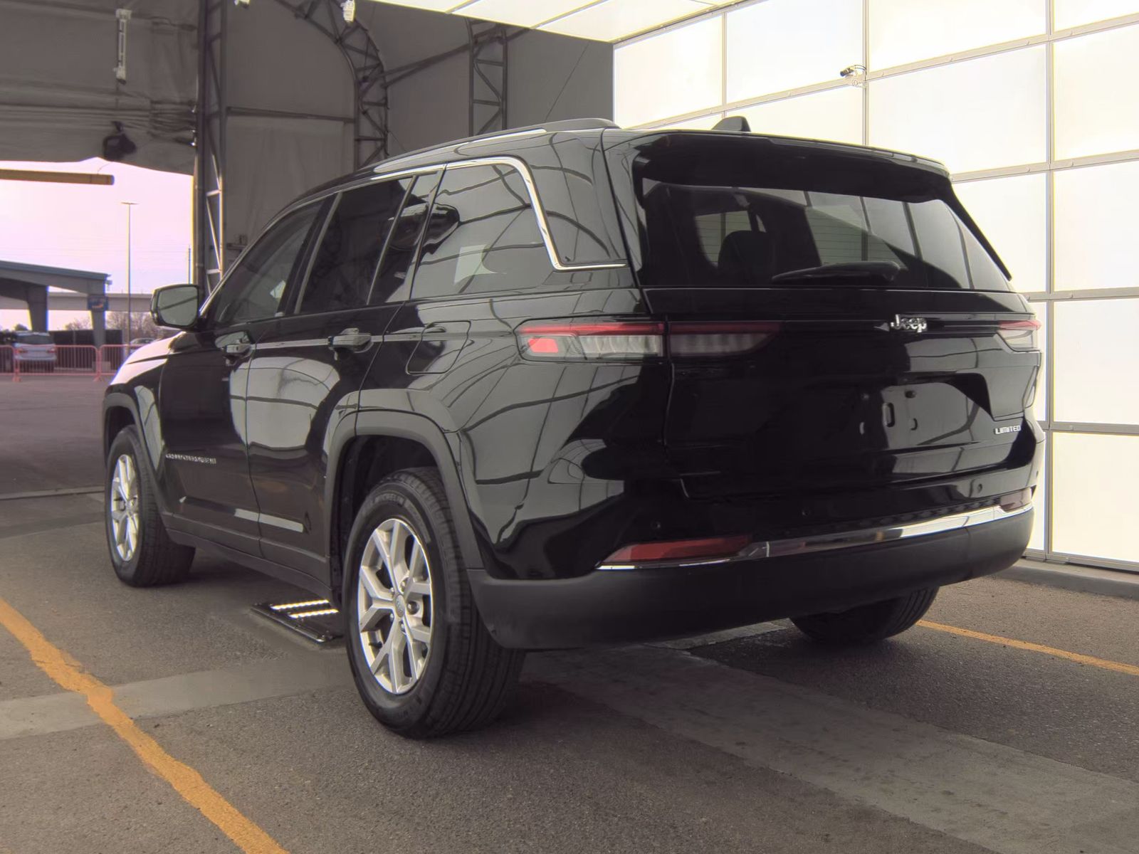 2022 Jeep Grand Cherokee Limited RWD