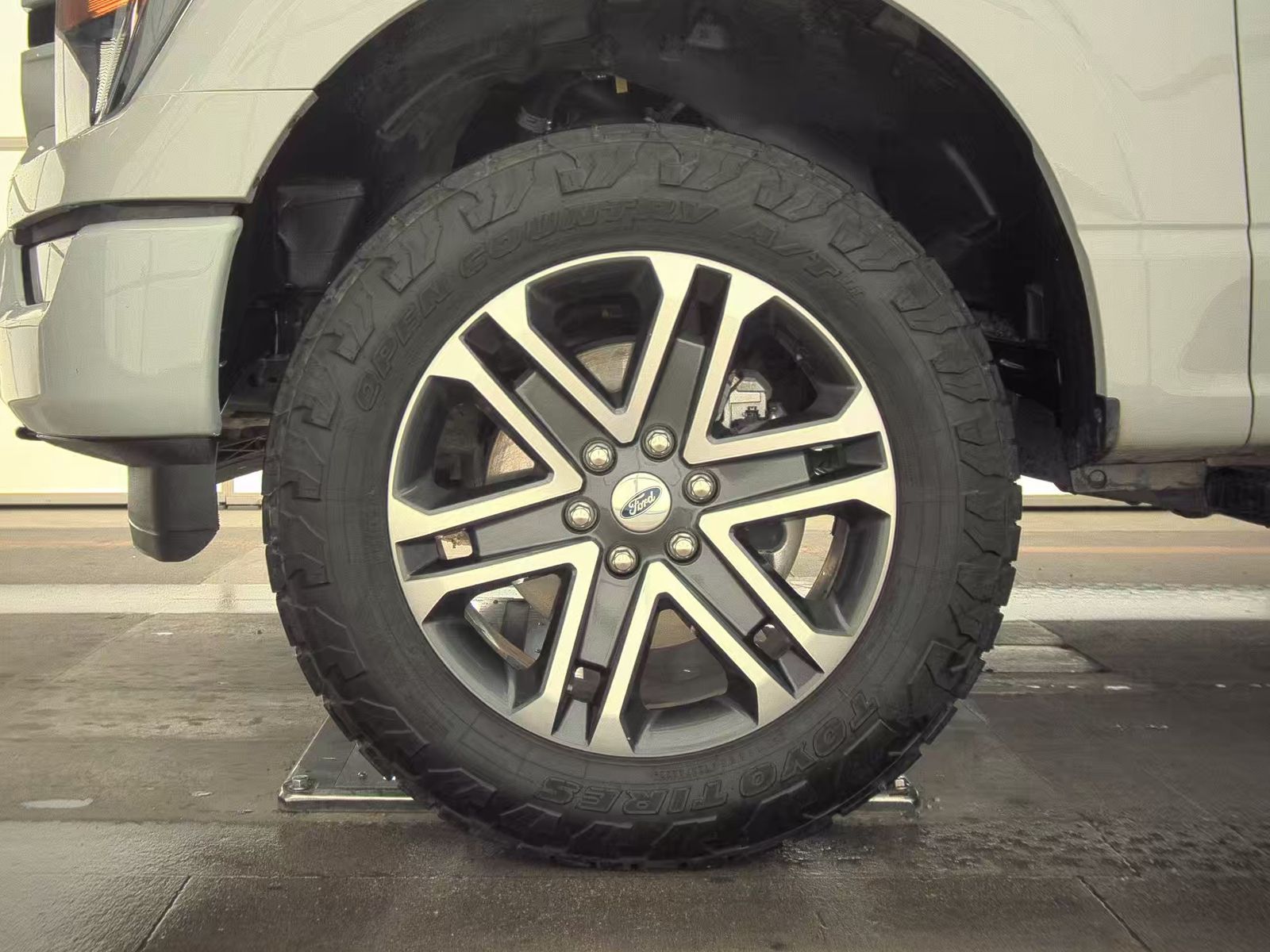 2023 Ford F-150 XL AWD