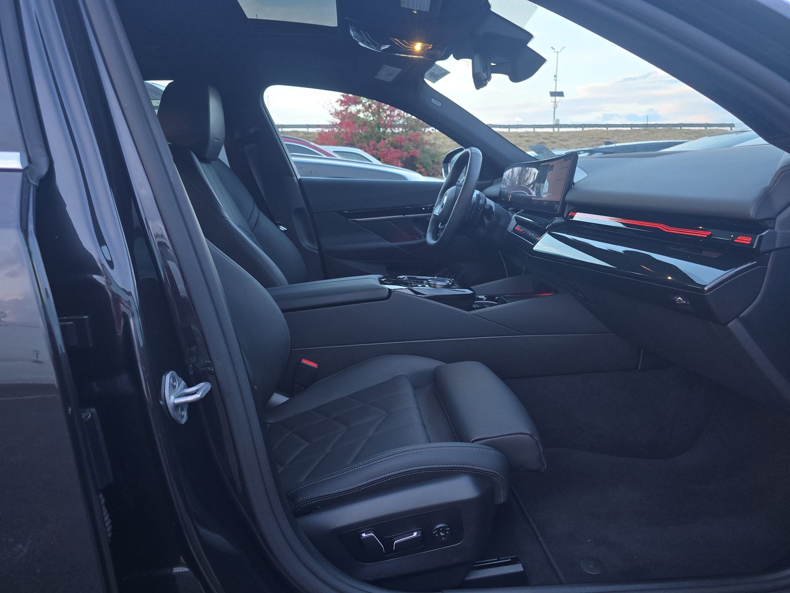 2025 BMW 5 Series 530i RWD