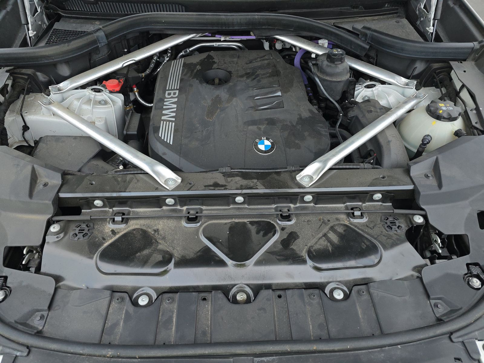 2025 BMW X5 xDrive40i AWD