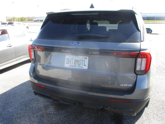 2025 Ford Explorer ST-Line AWD