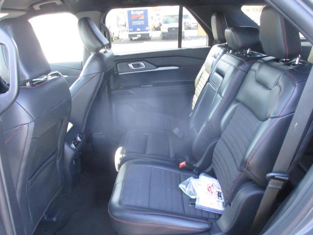 2025 Ford Explorer ST-Line AWD