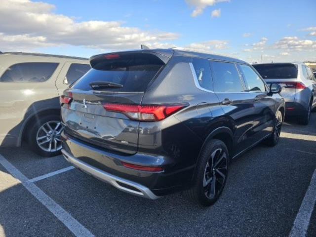 2024 Mitsubishi Outlander SEL FWD