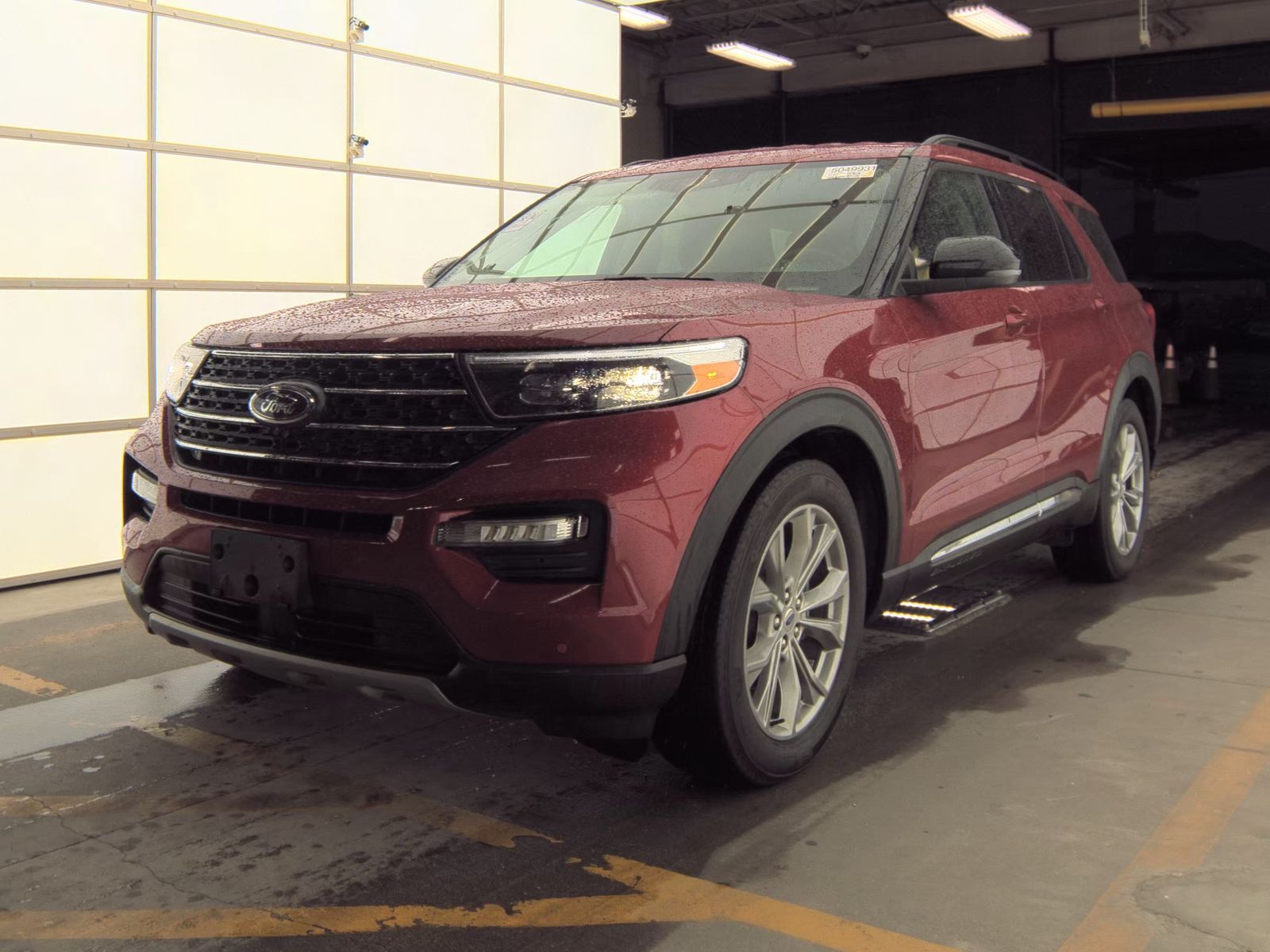 2023 Ford Explorer XLT RWD