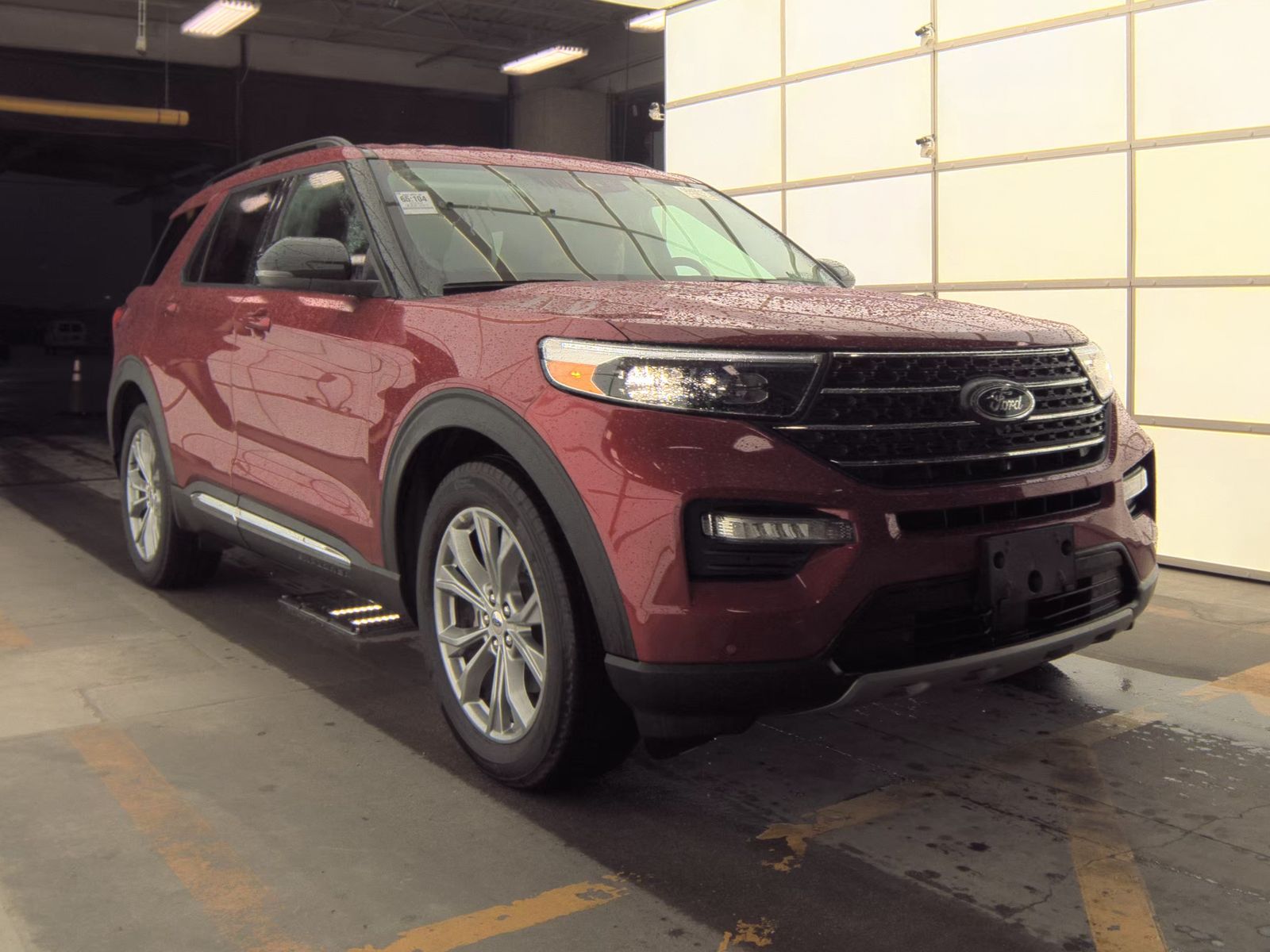 2023 Ford Explorer XLT RWD