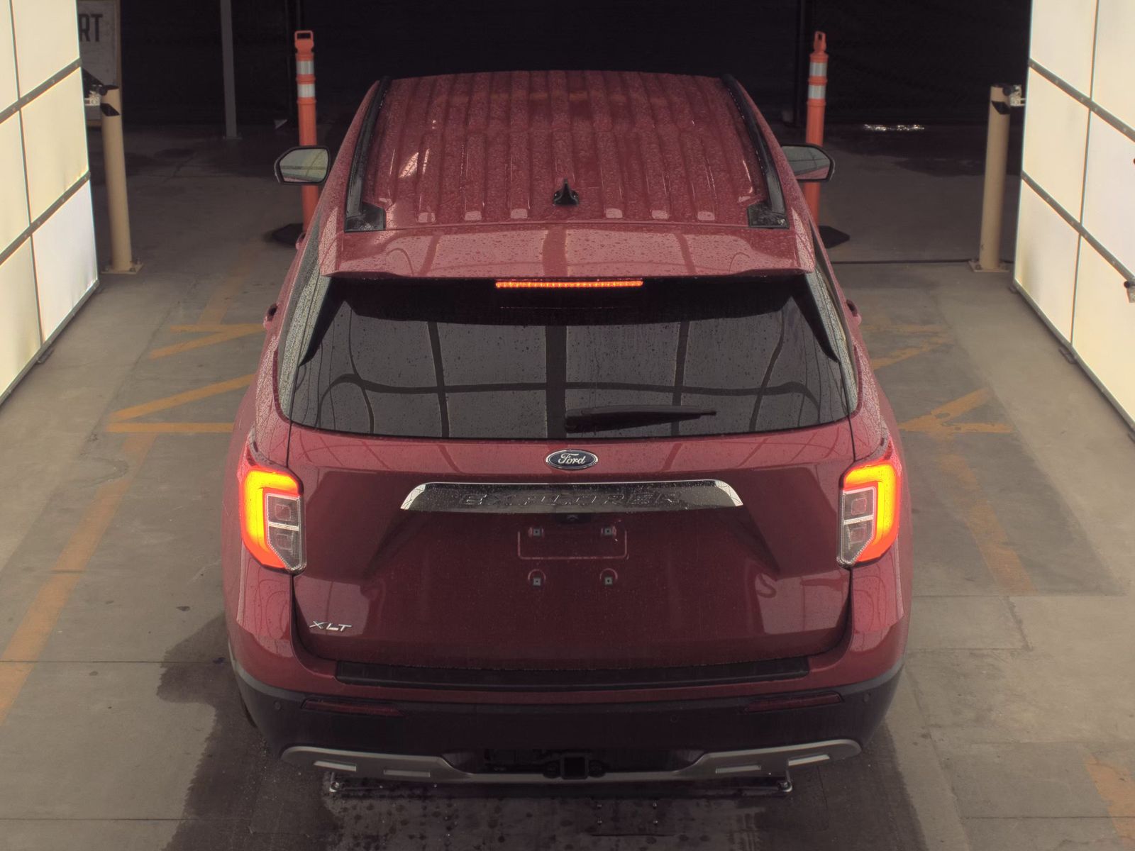 2023 Ford Explorer XLT RWD