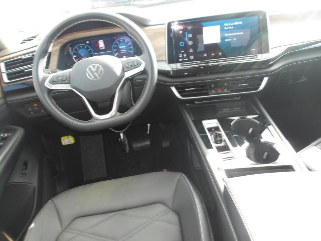 2025 Volkswagen Atlas 2.0T SE FWD