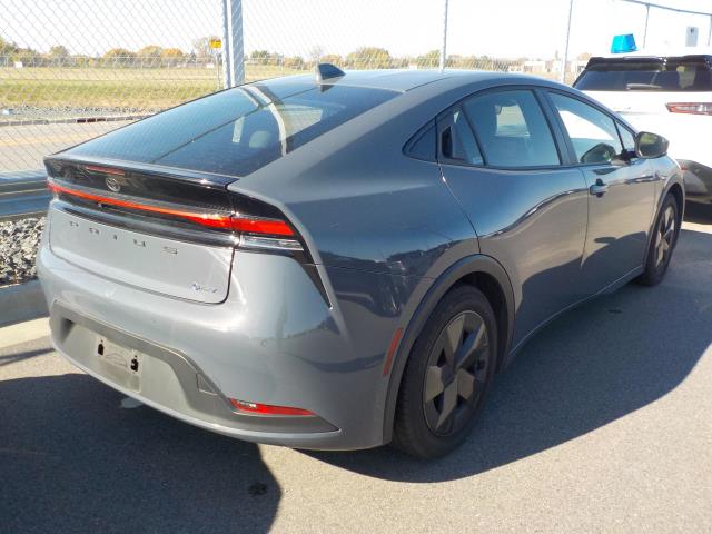 2025 Toyota Prius LE FWD