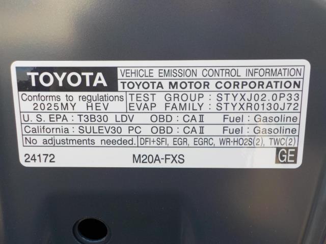 2025 Toyota Prius LE FWD