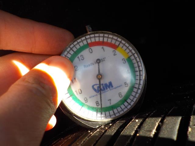 2025 Toyota Prius LE FWD