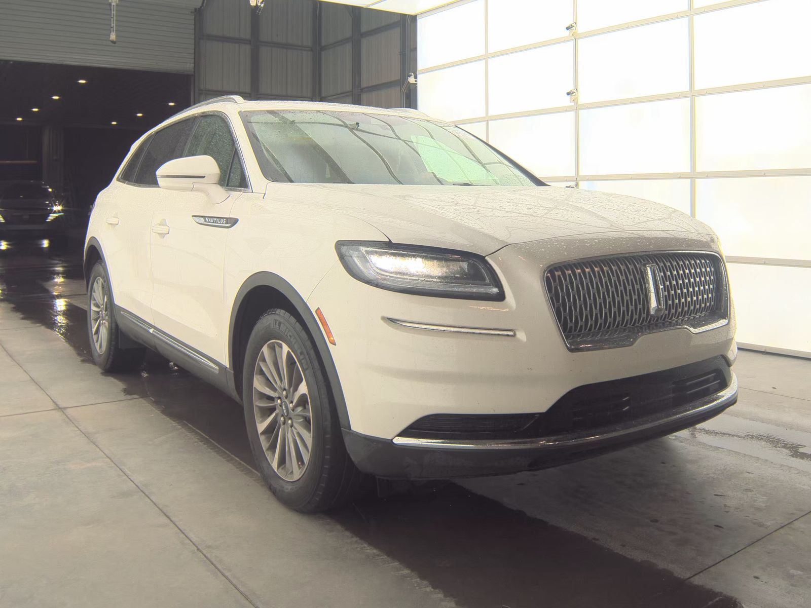 2023 Lincoln Nautilus Standard FWD