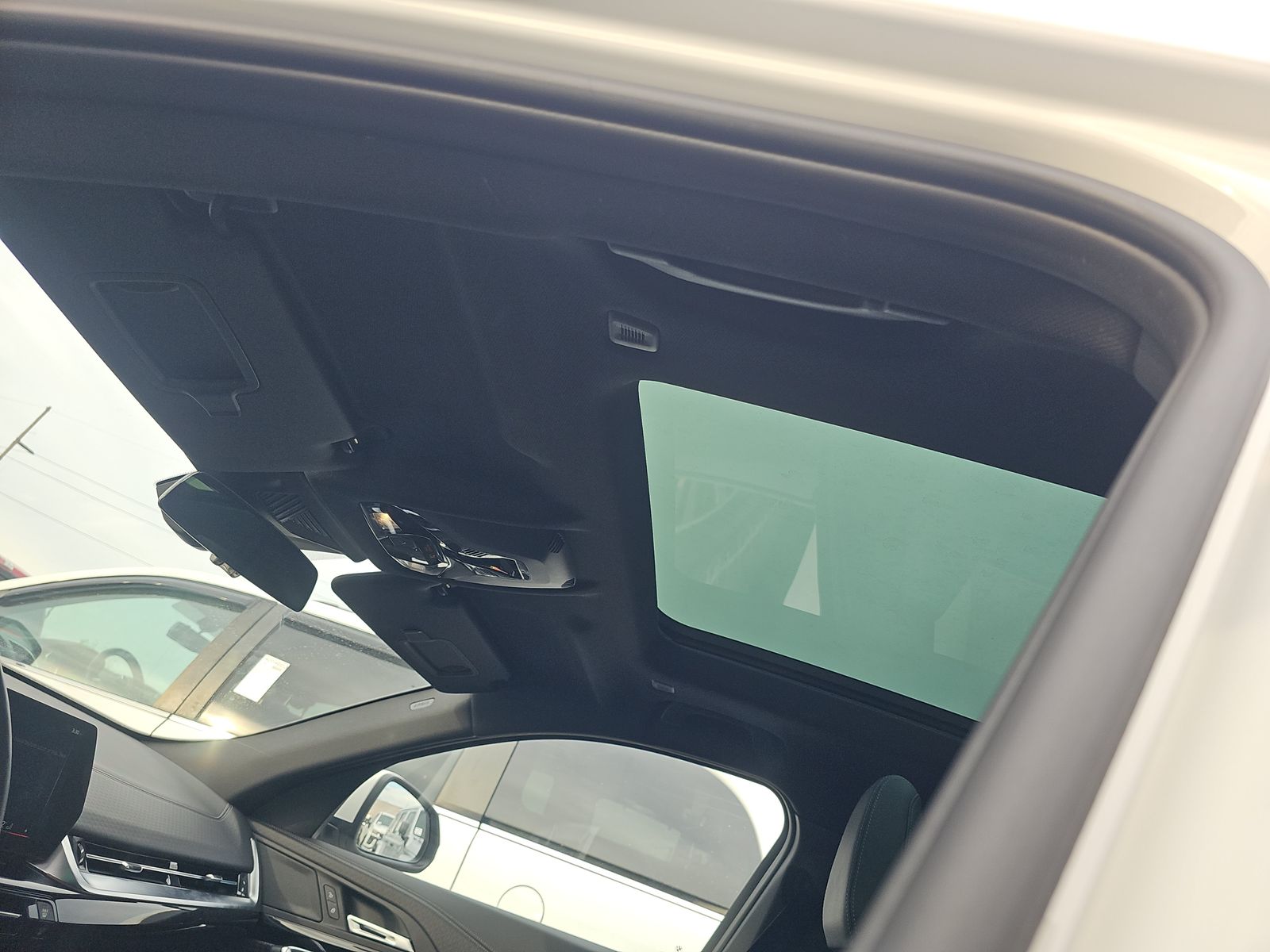 2025 BMW X2 xDrive28i AWD