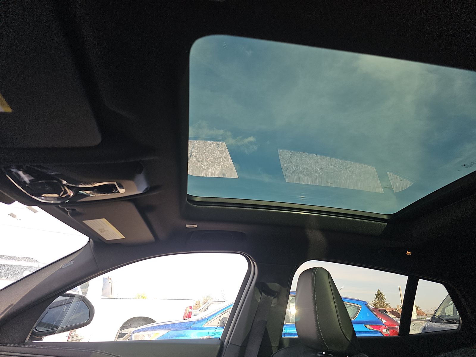 2025 BMW X2 xDrive28i AWD