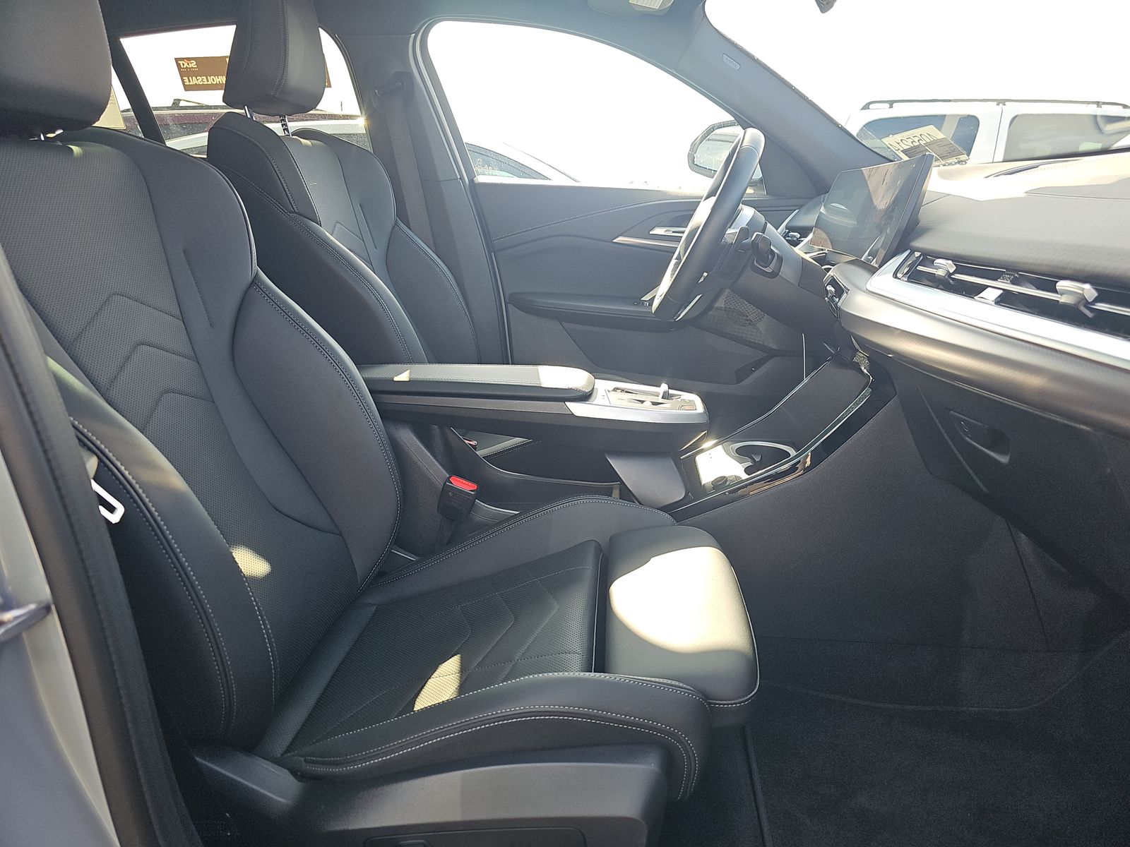 2025 BMW X2 xDrive28i AWD