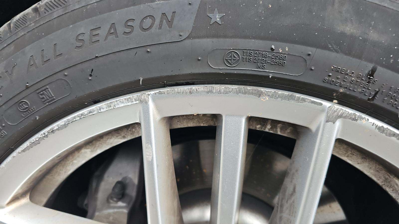 2025 BMW 5 Series 530i xDrive AWD