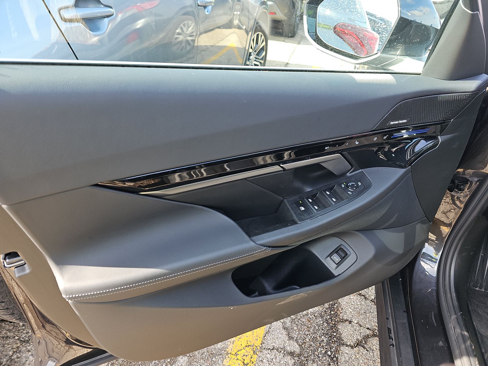 2025 BMW 5 Series 530i xDrive AWD