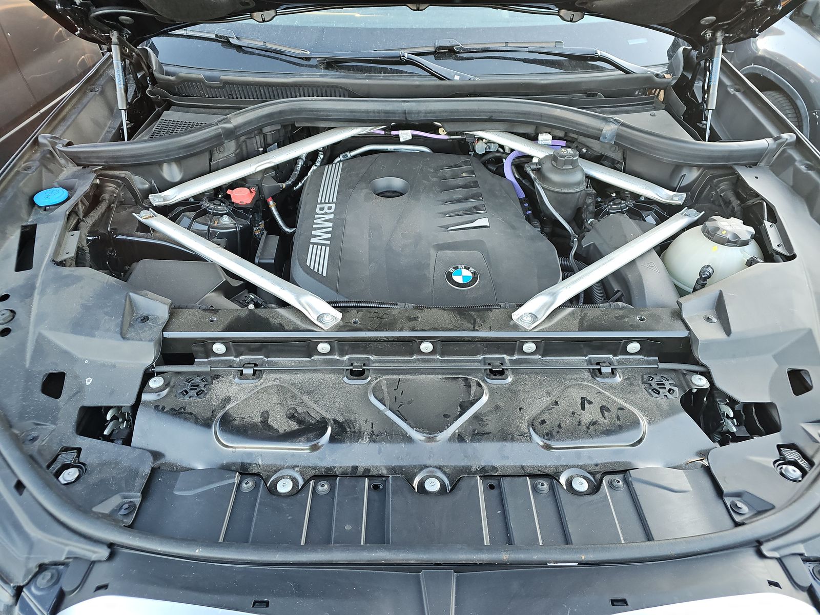 2025 BMW X5 xDrive40i AWD